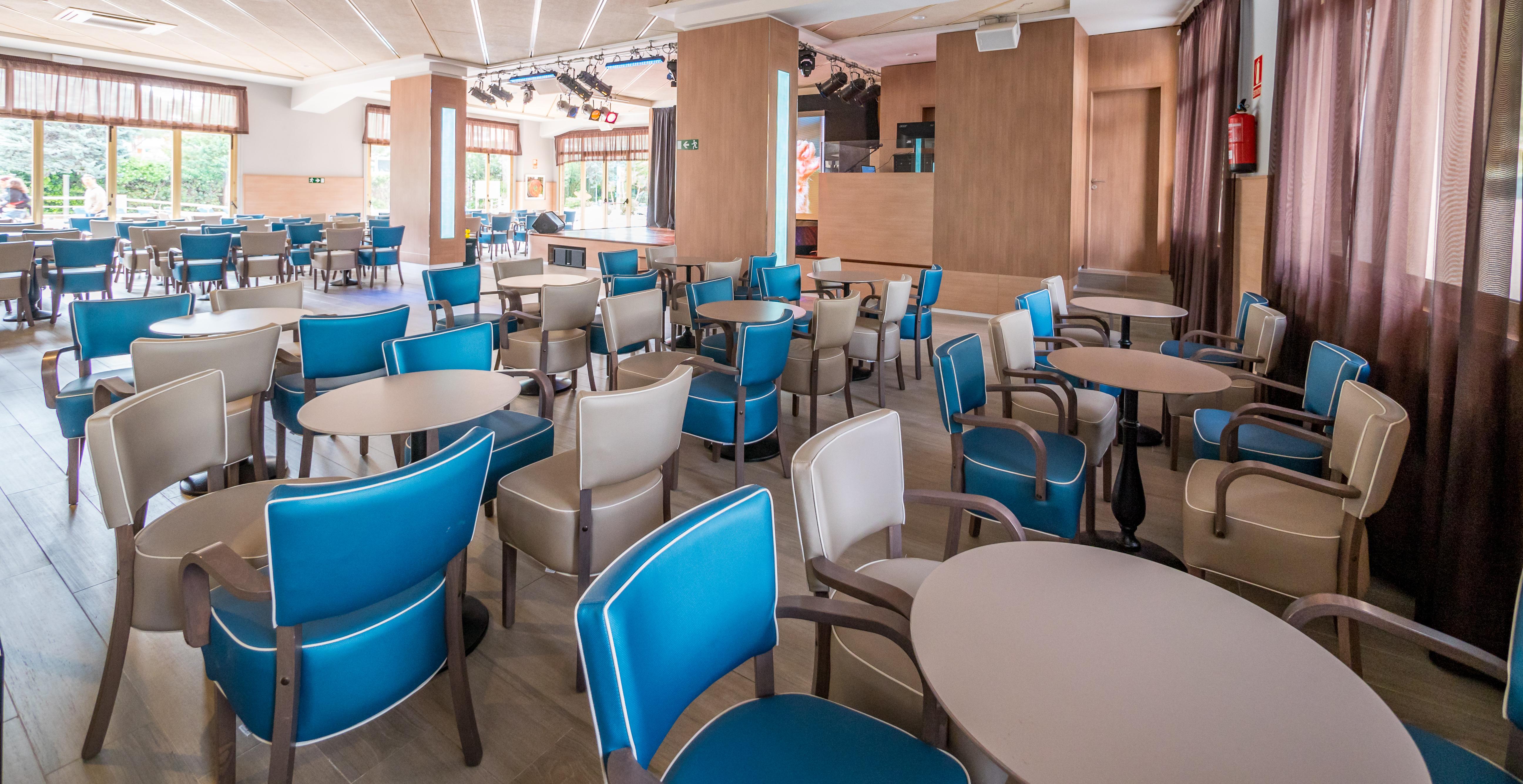 Golden Avenida Family Suites 4* Salou Exteriör bild