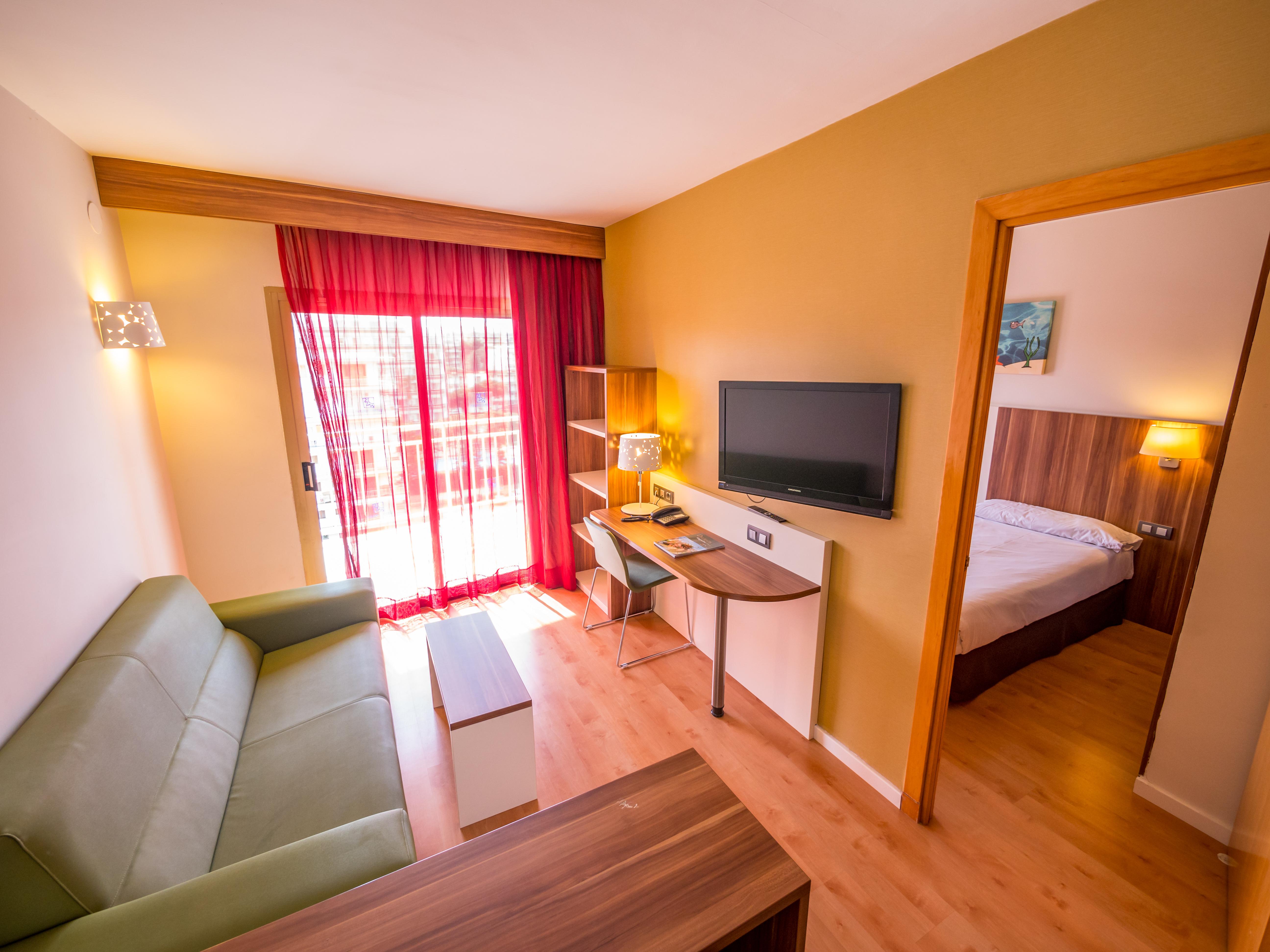 Golden Avenida Family Suites 4* Salou Exteriör bild