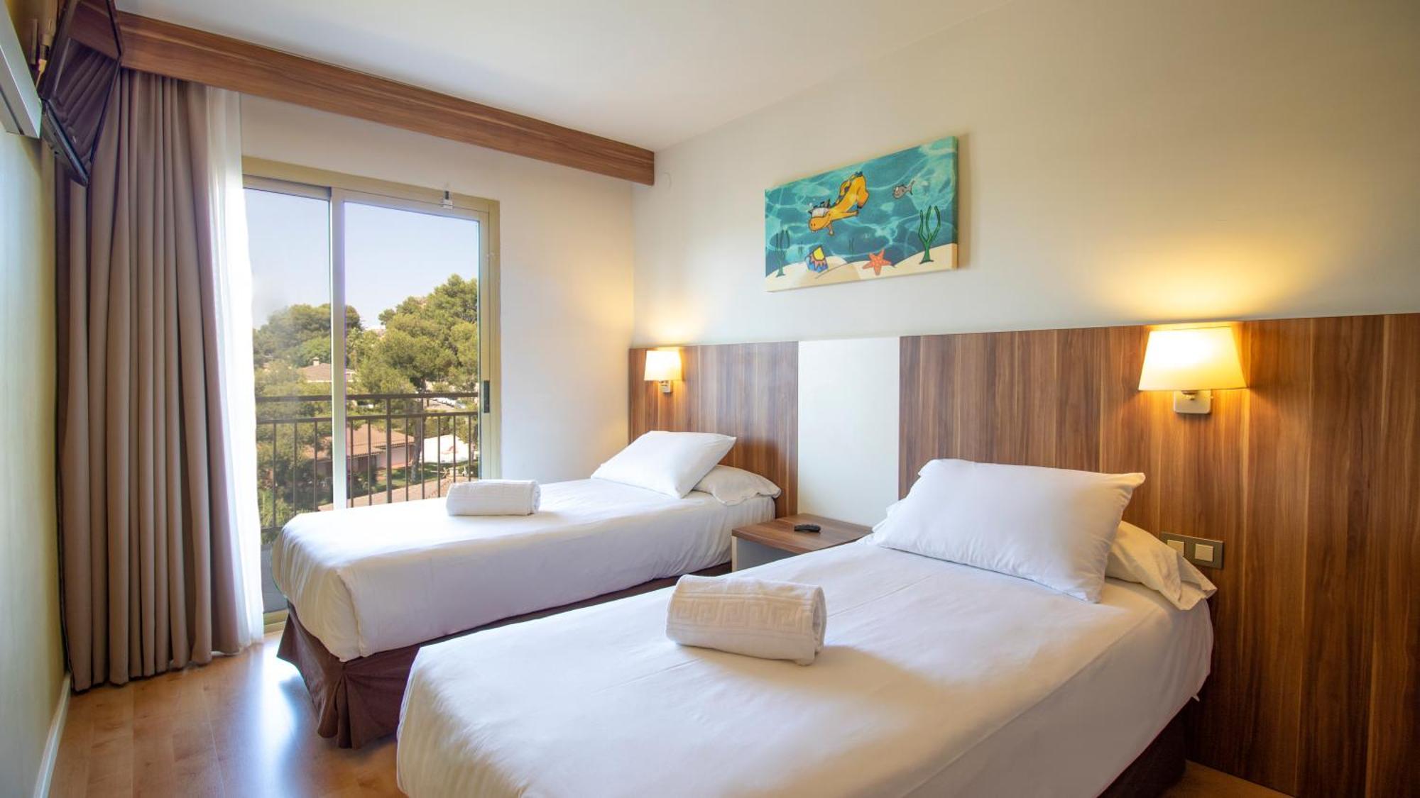 Golden Avenida Family Suites 4* Salou Exteriör bild