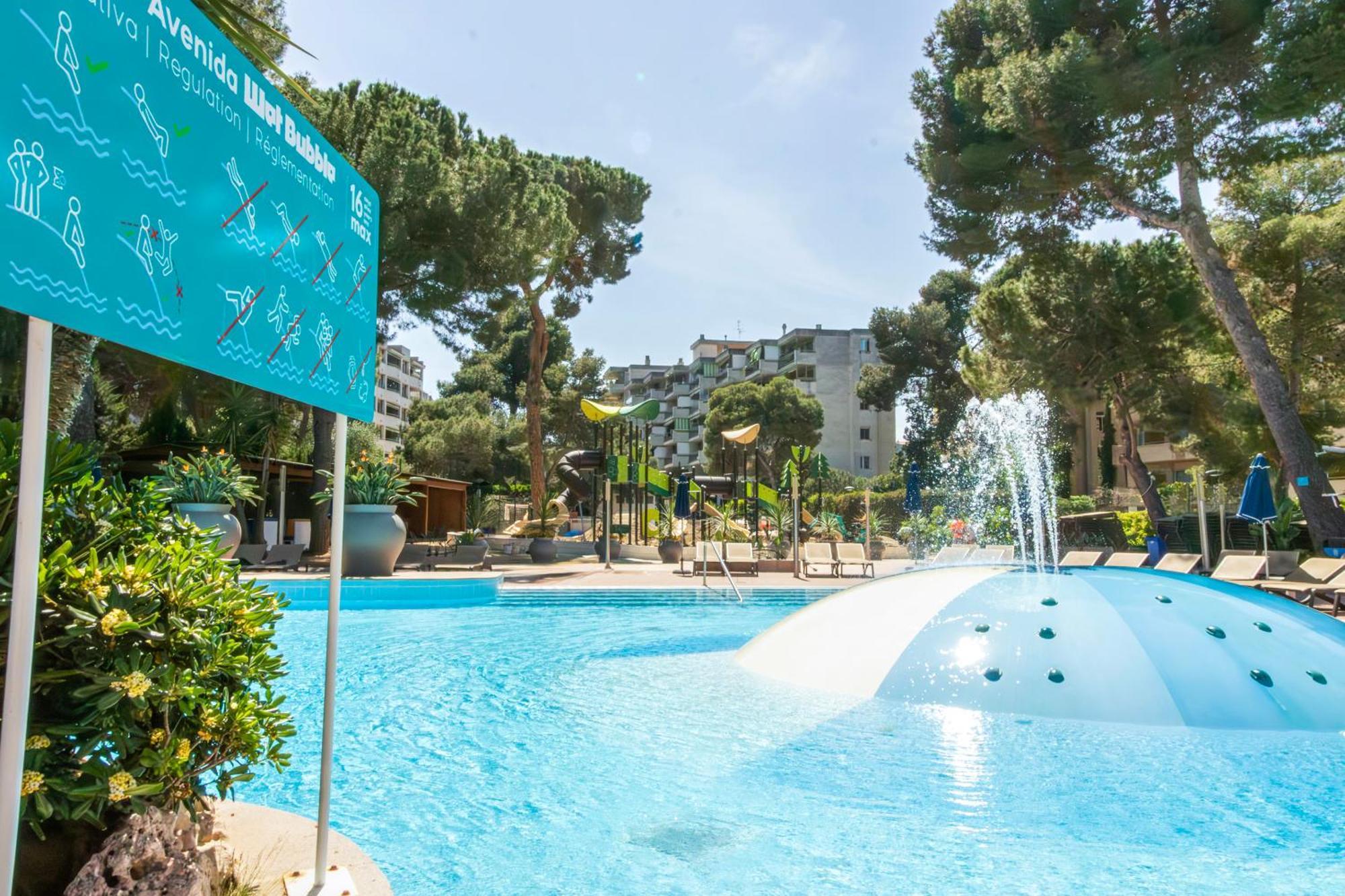 Golden Avenida Family Suites 4* Salou Exteriör bild