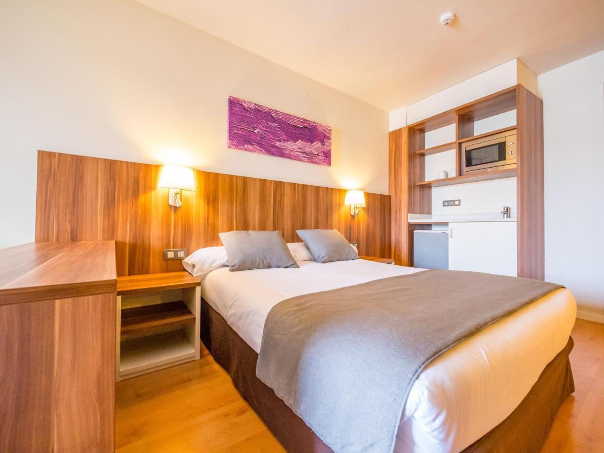 Golden Avenida Family Suites 4* Salou Exteriör bild